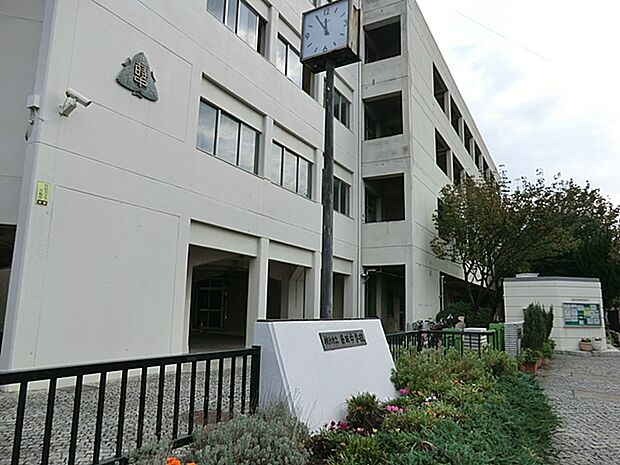 横浜市立蒔田中学校 1230m