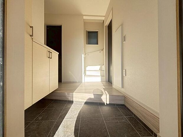 今後ご家族の「行ってきます」「ただいま」が行き交う空間になることでしょう。