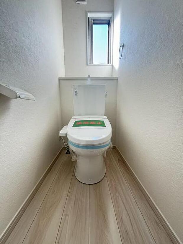 2階にもトイレを設置。朝の身支度をする際の混雑緩和などに有効にお使いいただけます。