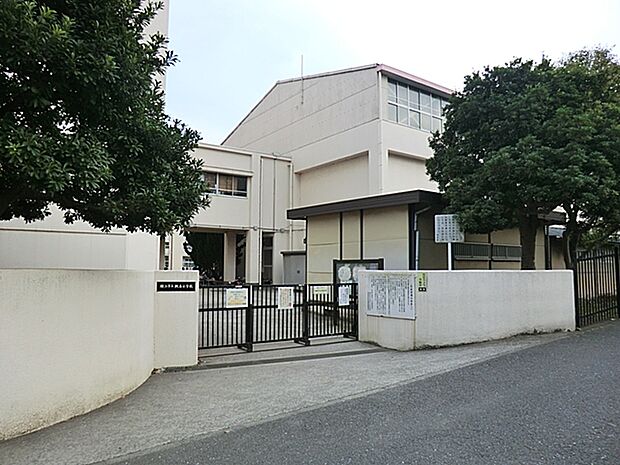 横浜市立坂本小学校 1030m