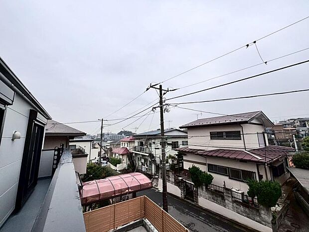 心を落ち着かせ開放してくれる眺望が、今日も家族を包み込みます。
