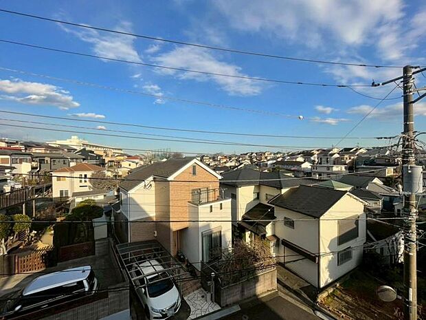 心を落ち着かせ開放してくれる眺望が、今日も家族を包み込みます。