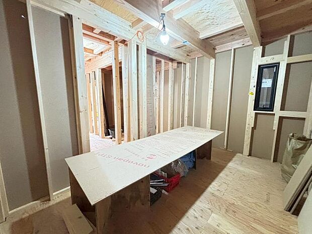 広々した納戸は、多目的にお使いいただける便利な空間です。(2026.2.23撮影)