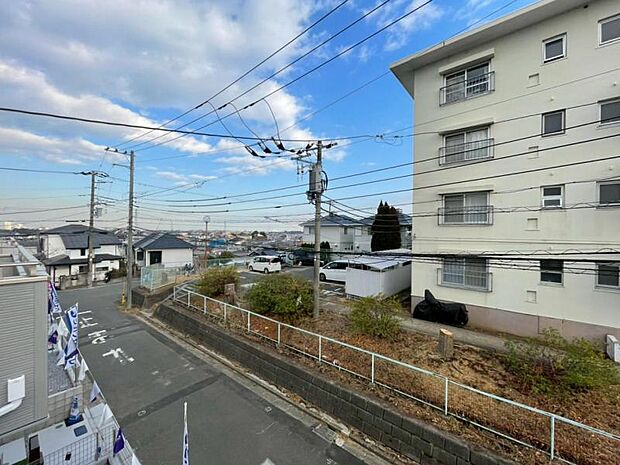 心を落ち着かせ開放してくれる眺望が、今日も家族を包み込みます。