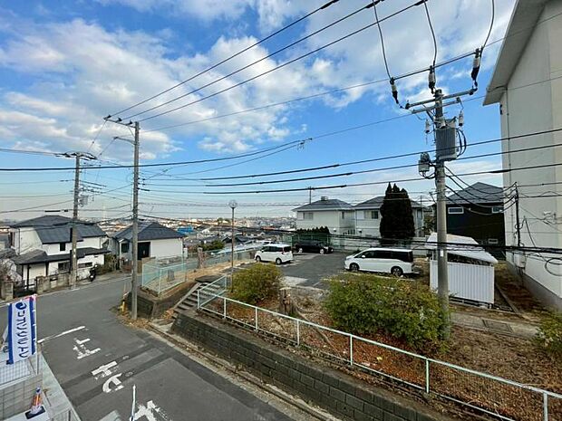 心を落ち着かせ開放してくれる眺望が、今日も家族を包み込みます。