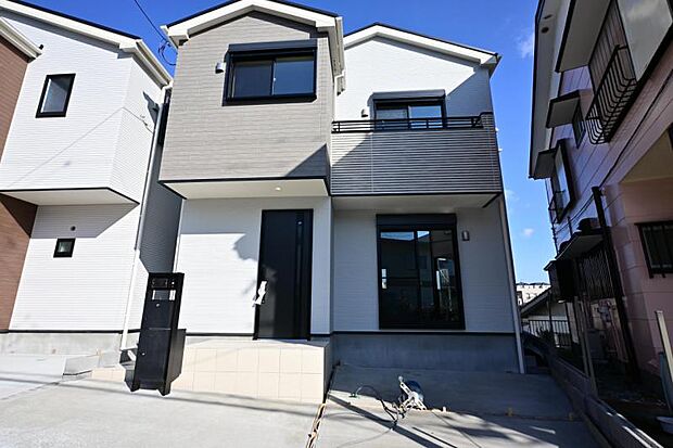 豊かな居住性とクオリティが見事に調和した住空間は住まうことの喜びを感じさせてくれます。