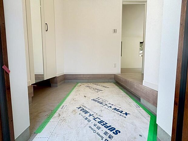 今後ご家族の「行ってきます」「ただいま」が行き交う空間になることでしょう。