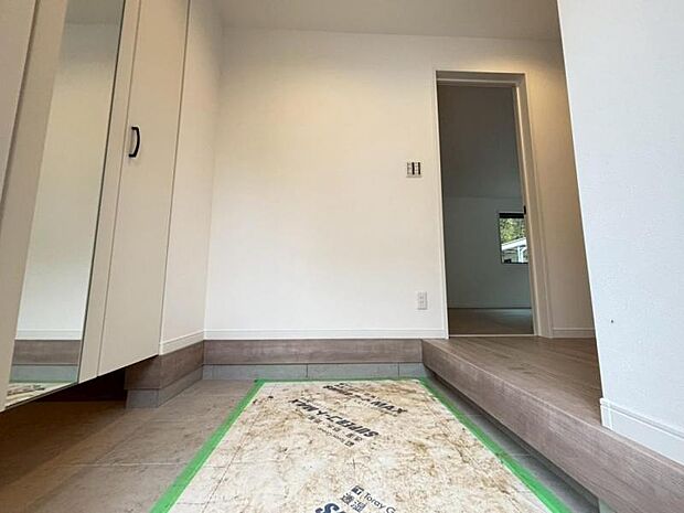 今後ご家族の「行ってきます」「ただいま」が行き交う空間になることでしょう。