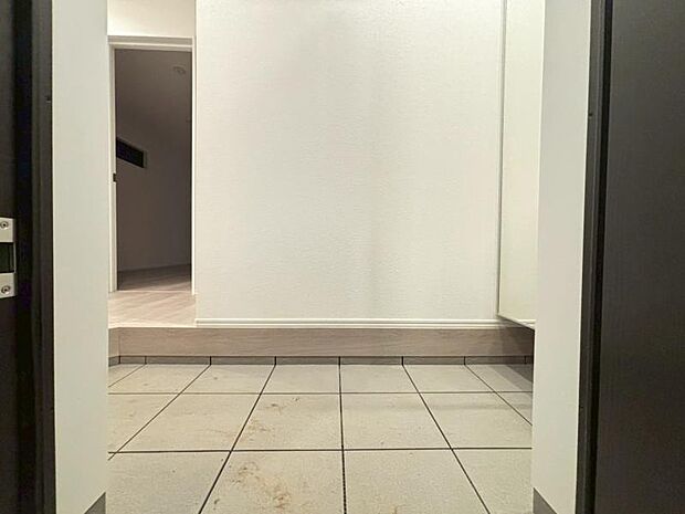 今後ご家族の「行ってきます」「ただいま」が行き交う空間になることでしょう。