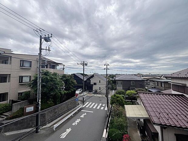 心を落ち着かせ開放してくれる眺望が、今日も家族を包み込みます。