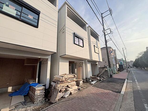 東門前駅から徒歩9分の立地になります。(2026.3.9撮影)