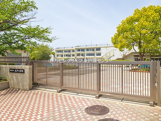 横浜市立庄戸小学校 590m