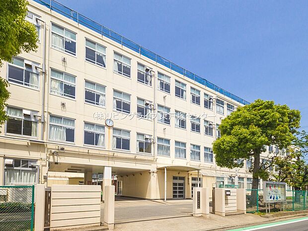 横浜市立上郷中学校 2180m