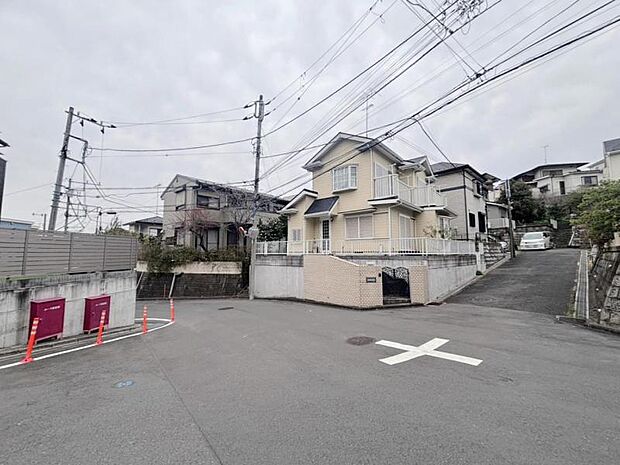 周辺環境や街並みなど、図面だけでは分からない現地の雰囲気もぜひご確認くださいませ。(2026.3.13撮影)