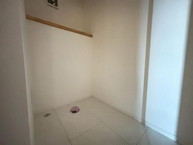 清潔感溢れるトイレ。落ち着いた空間で安らぎのひとときをお過ごしいただけます。(2026年3月撮影)