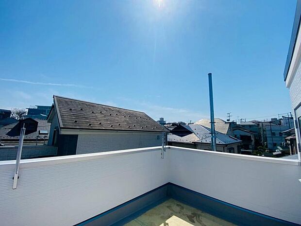 開放感たっぷりの眺望で、毎日が特別なひとときに感じられます。(2026年3月撮影)