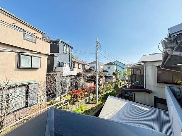 心を落ち着かせ開放してくれる眺望が、今日も家族を包み込みます。