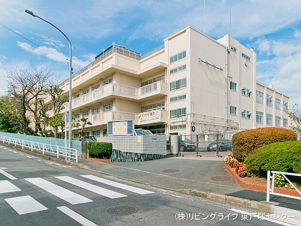 横浜市立六ツ川中学校 760m