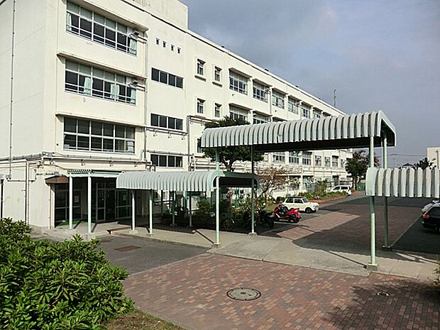 横浜市立希望が丘中学校　380ｍ