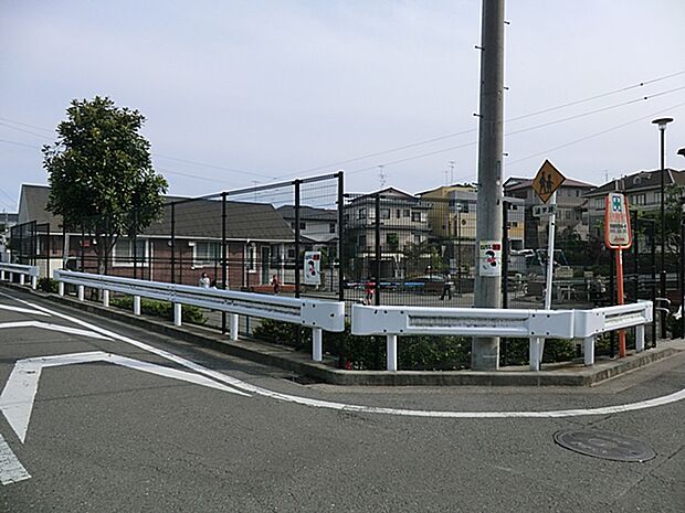 東希望が丘ふれあい広場　120ｍ
