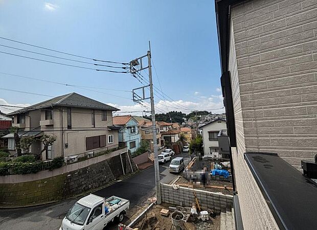 心を落ち着かせ開放してくれる眺望が、今日も家族を包み込みます。