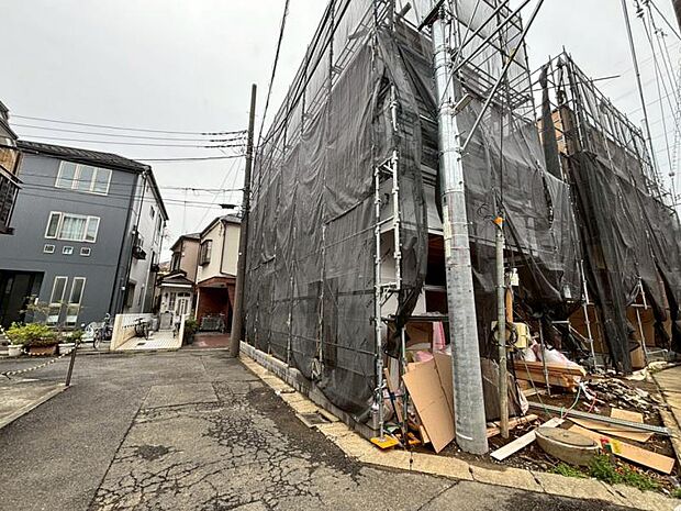角地なので開放感を感じられます。（2026年4月撮影）