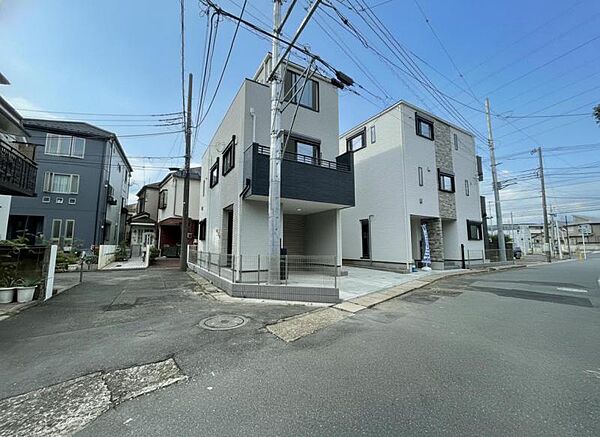 周辺環境や街並みなど、図面だけでは分からない現地の雰囲気もぜひご確認くださいませ。