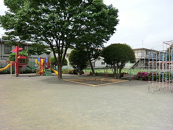 井田杉山町北公園　850ｍ