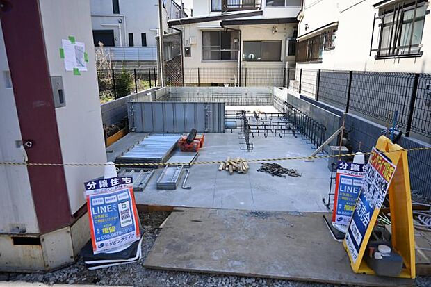 閑静な道路です。静かな住環境を叶えられます。