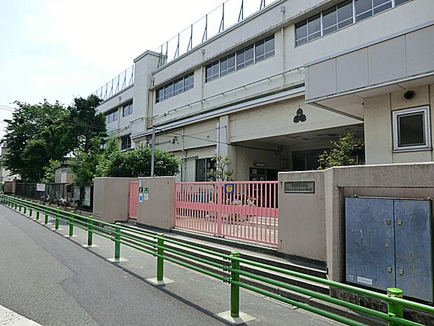大田区立池上第二小学校　140m