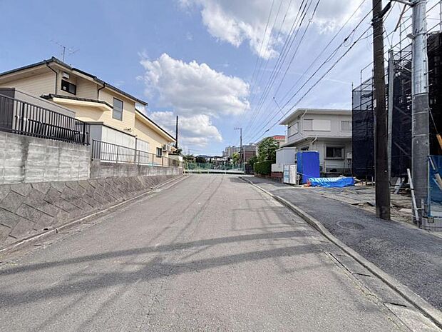 周辺環境や街並みなど、図面だけでは分からない現地の雰囲気もぜひご確認くださいませ。(2026年4月撮影)