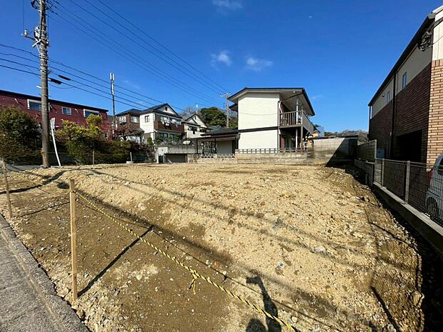 北西角地で開放感があります。(2026年3月撮影)