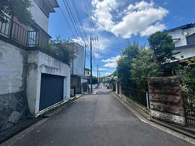 周辺環境や街並みなど、図面だけでは分からない現地の雰囲気もぜひご確認くださいませ。