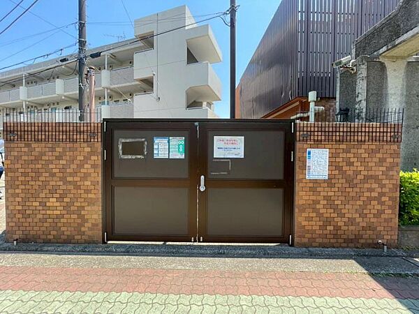 ごみ捨て場