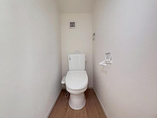 2階にもトイレを設置。朝の身支度をする際の混雑緩和などに有効にお使いいただけます。