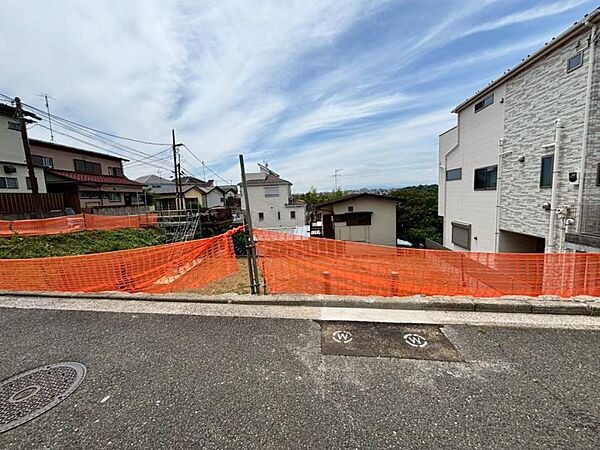 前面道路を含む現地写真（2026年6月撮影）