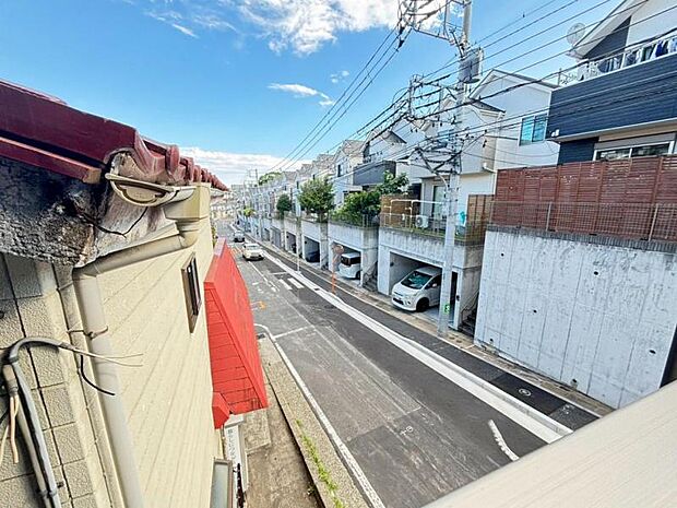 心を落ち着かせ開放してくれる眺望が、今日も家族を包み込みます。