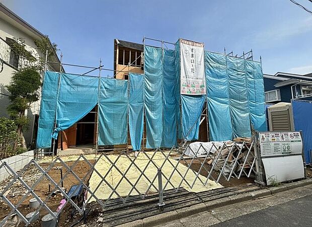 完成前の状態をご覧頂くことで、隣接した環境をしっかりとご確認頂けます。(2026年9月撮影)