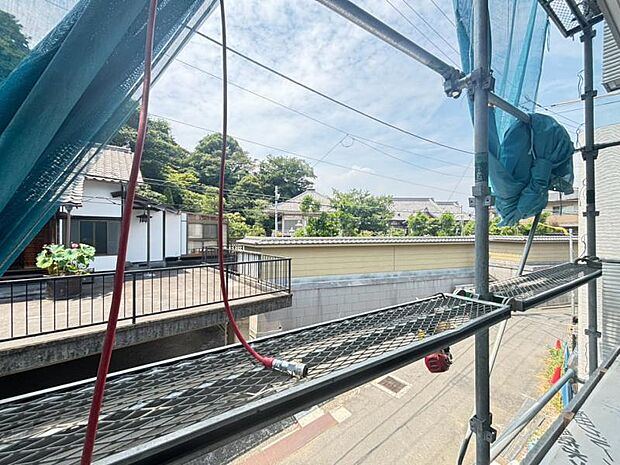 心を落ち着かせ開放してくれる眺望が、今日も家族を包み込みます。(2026年8月撮影)