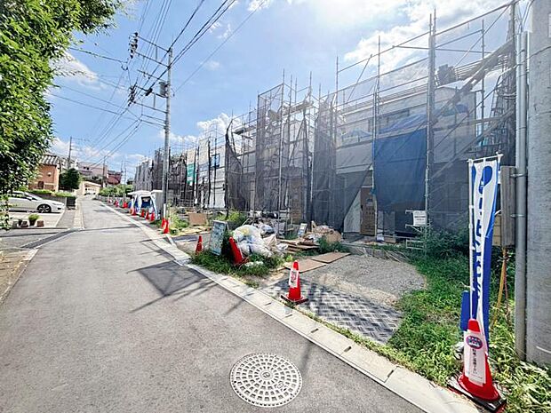 周辺環境や街並みなど、図面だけでは分からない現地の雰囲気もぜひご確認くださいませ。(2026年8月撮影)