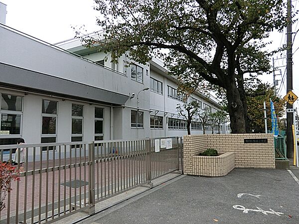 横浜市立梅林小学校　760ｍ