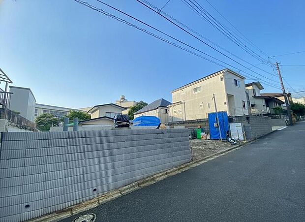 家と同じくらい周辺環境は大切なもの。図面だけでは分からない現地の雰囲気もご確認くださいませ。(2026年7月撮影)
