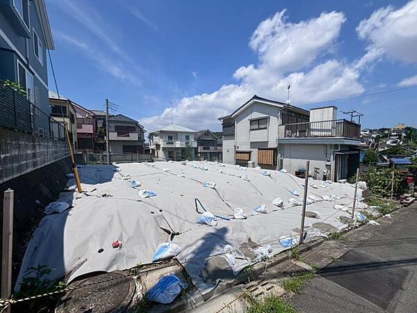 上永谷駅から徒歩20分の立地になります。（2026年7月撮影）