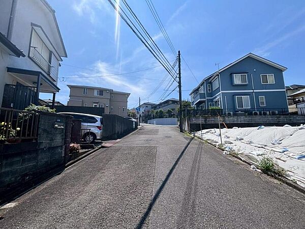 家と同じくらい周辺環境は大切なもの。図面だけでは分からない現地の雰囲気もご確認くださいませ。（2026年7月撮影）