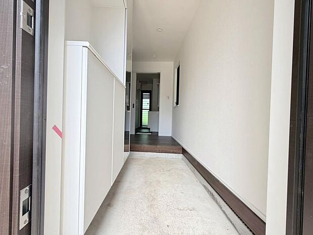 今後ご家族の「行ってきます」「ただいま」が行き交う空間になることでしょう。