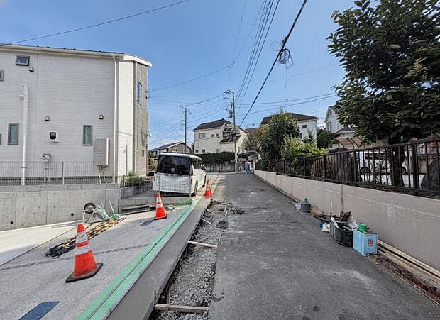 周辺環境や街並みなど、図面だけでは分からない現地の雰囲気もぜひご確認くださいませ。