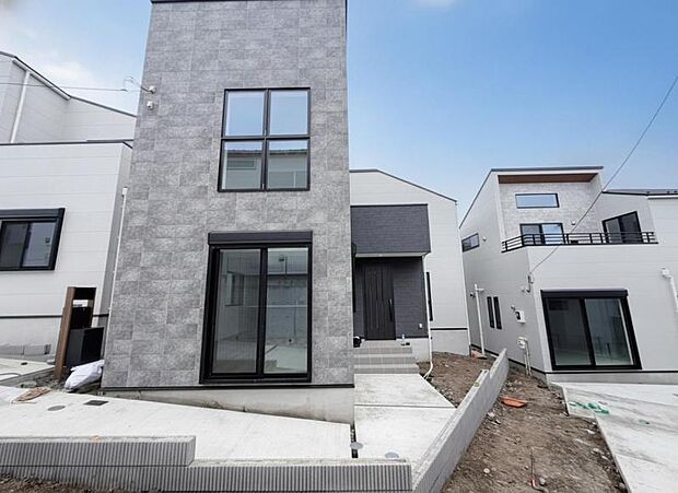 豊かな居住性とクオリティが見事に調和した住空間は、住まうことの喜びを感じさせてくれます。