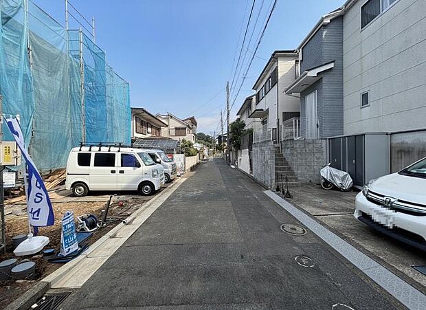 周辺環境や街並みなど、図面だけでは分からない現地の雰囲気もぜひご確認くださいませ。(2026年7月撮影)
