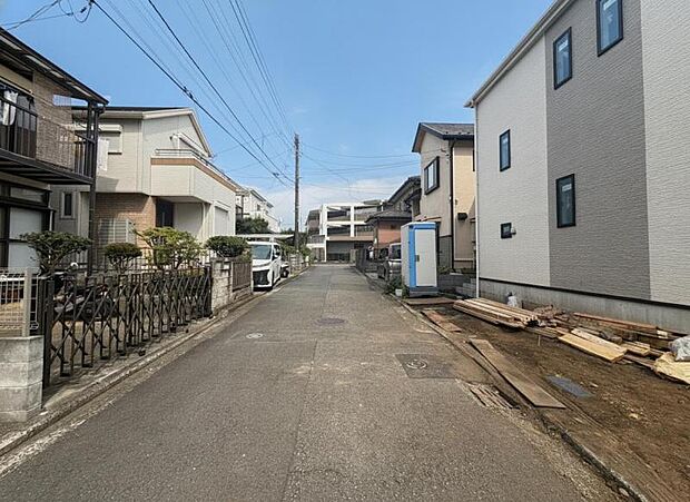周辺環境や街並みなど、図面だけでは分からない現地の雰囲気もぜひご確認くださいませ。(2026年7月撮影)