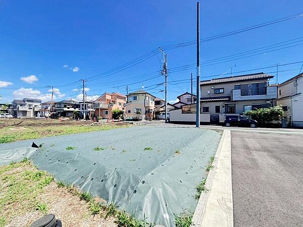 建築条件無し土地になります。（2026年8月撮影）